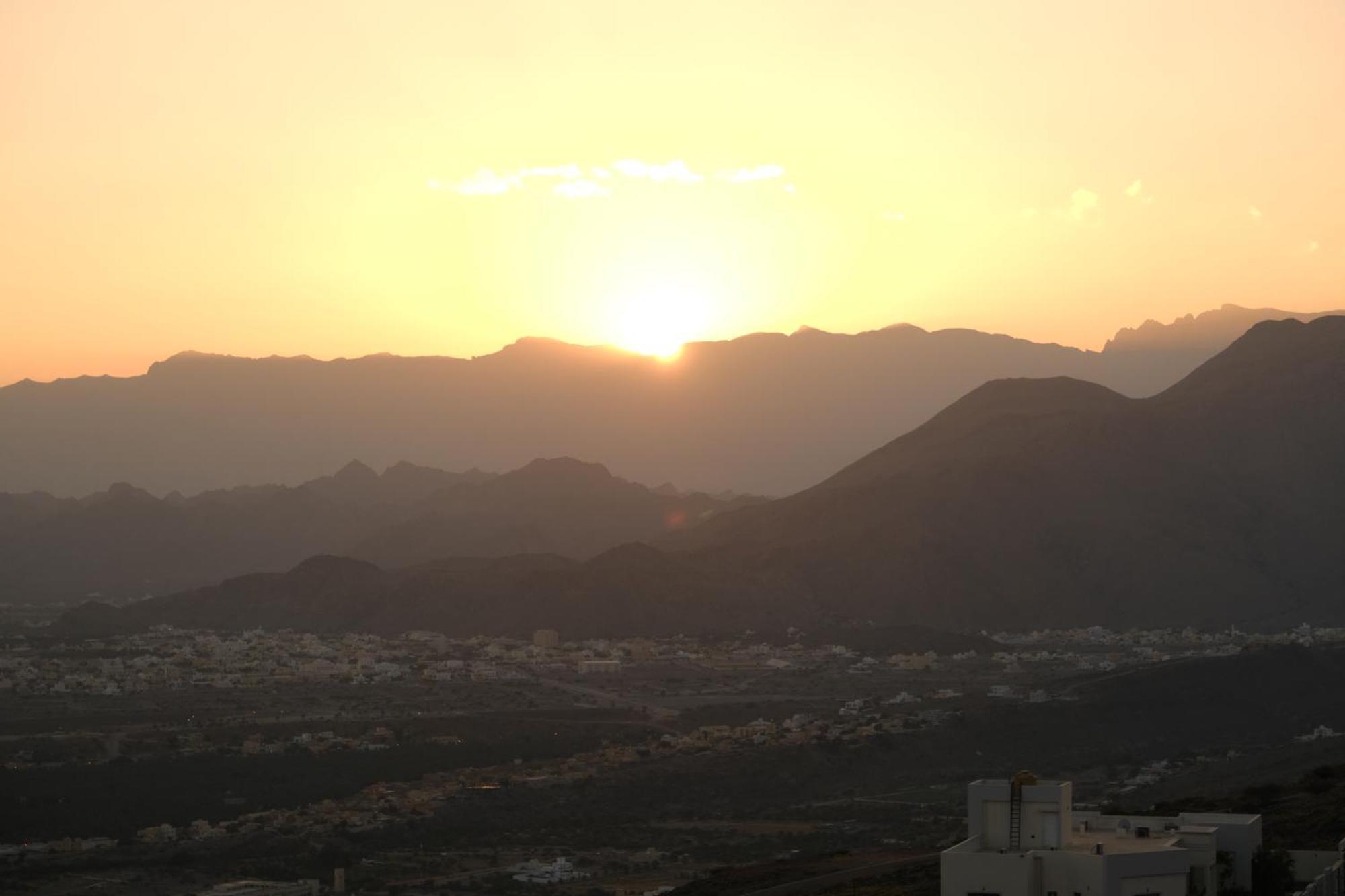 Sunset Sky Hotel Misfāh Exterior foto